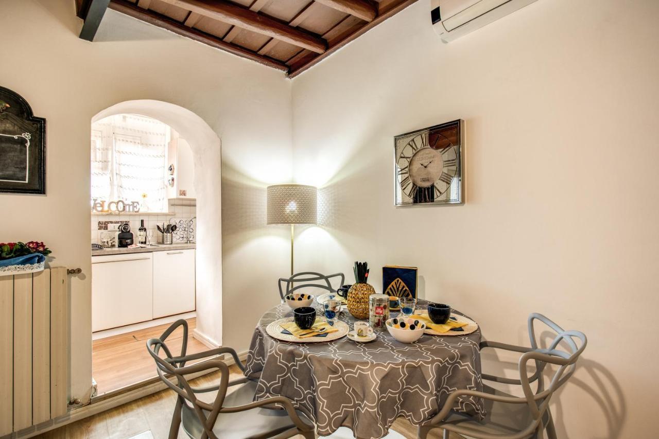 4C Colosseo Holidays Apartment โรม ภายนอก รูปภาพ