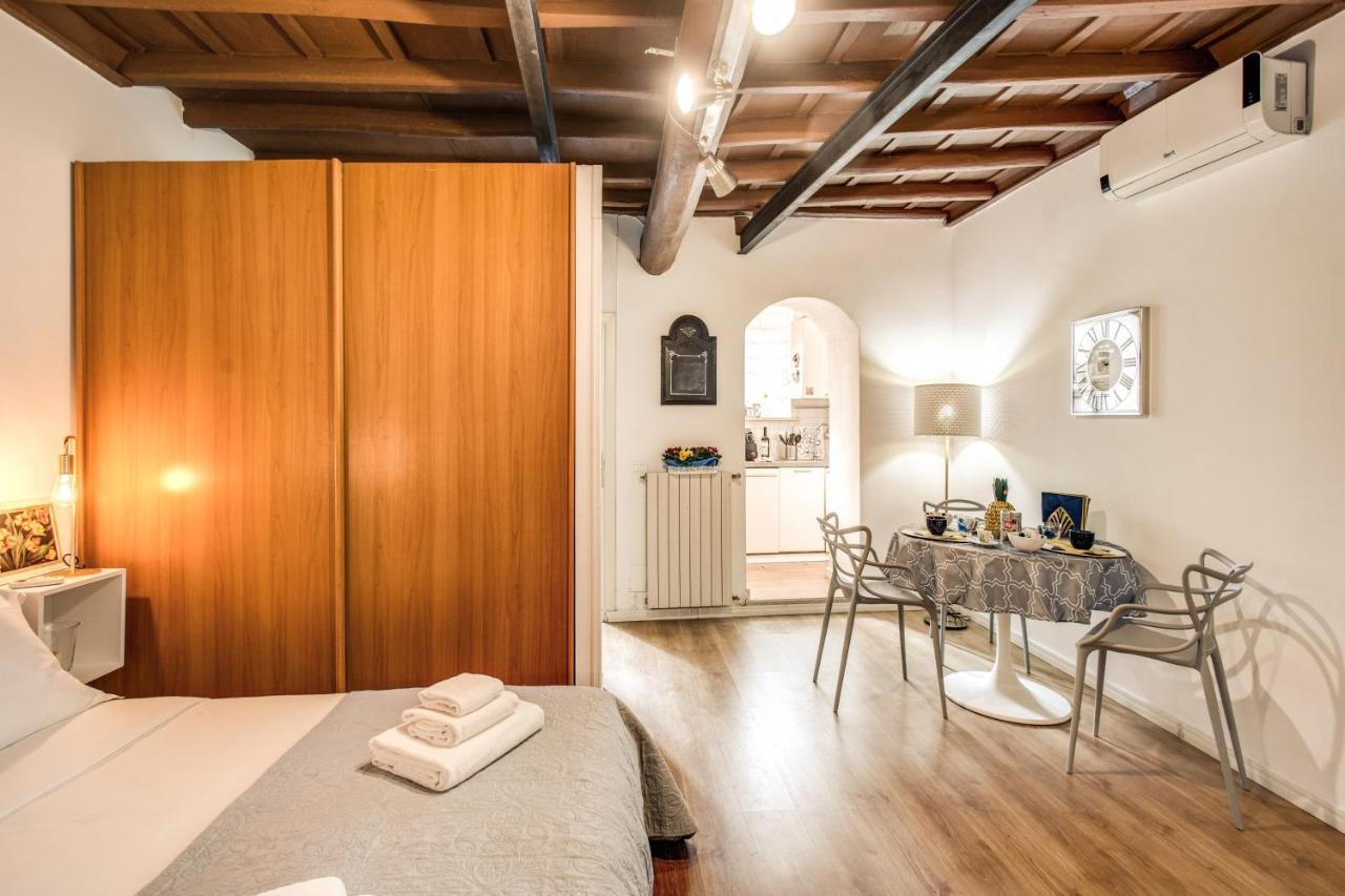 4C Colosseo Holidays Apartment โรม ภายนอก รูปภาพ