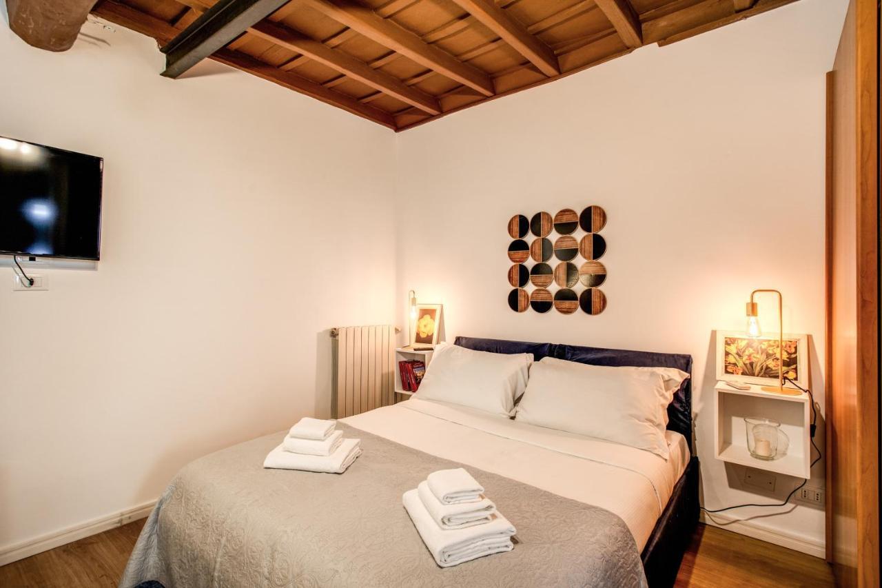 4C Colosseo Holidays Apartment โรม ภายนอก รูปภาพ