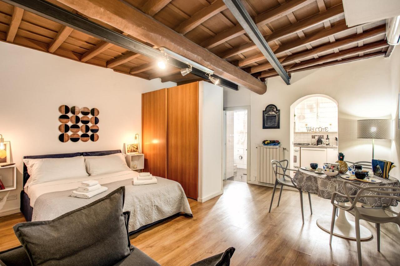 4C Colosseo Holidays Apartment โรม ภายนอก รูปภาพ